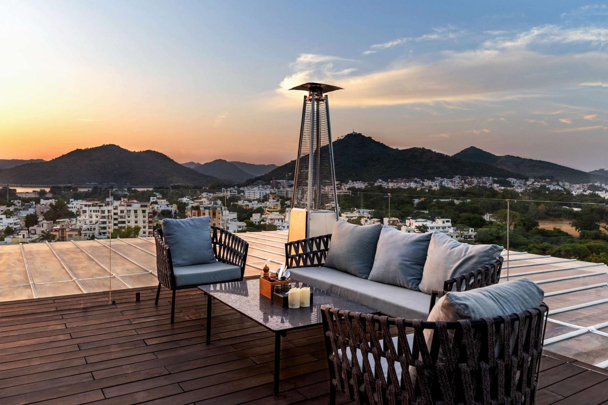 Parallel Hotel Udaipur, A Member Of Radisson Individuals Buitenkant foto